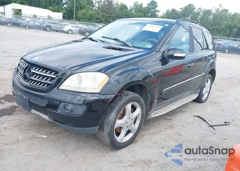2008 Mercedes-Benz Ml 350 4Matic z USA, uszkodzony, nr VIN 4JGBB86E08A417186